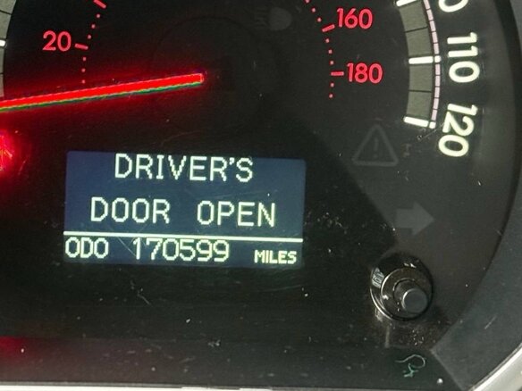 2012 Toyota Sequoia II, белый, 3900000 рублей - вид 20