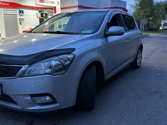 2011 Kia Ceed I Рестайлинг, серый, 615000 рублей - вид 2