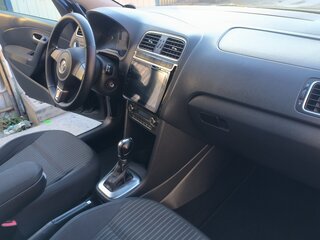 2013 Volkswagen Polo V, чёрный, 690000 рублей, вид 3