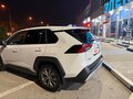 2024 Toyota RAV4 V (XA50), белый, 4800000 рублей - вид 11