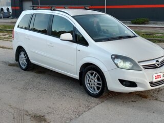 2012 Opel Zafira B Рестайлинг, белый, 610000 рублей, вид 5
