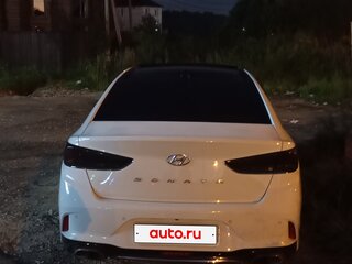 2017 Hyundai Sonata VII (LF) Рестайлинг, белый, 2700000 рублей, вид 2