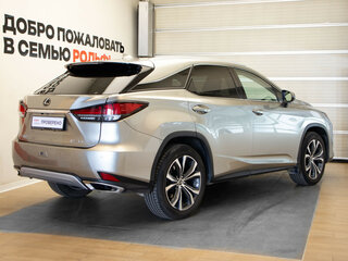 2021 Lexus RX 300 IV Рестайлинг, серебристый, 4600000 рублей, вид 4