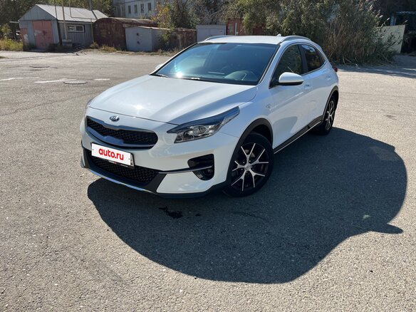 2021 Kia XCeed I, белый, 2150000 рублей - вид 3