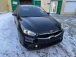2020 Kia K3 II, чёрный, 1900000 рублей, вид 1