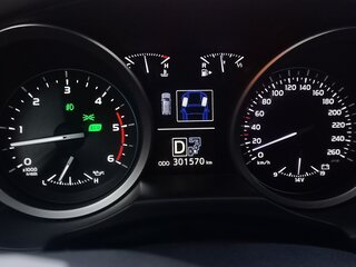 2012 Toyota Land Cruiser 200 Series Рестайлинг 1, чёрный, 3300000 рублей, вид 4