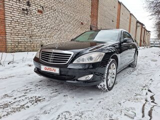 2009 Mercedes-Benz S-Класс 320 V (W221), чёрный, 1650000 рублей, вид 1