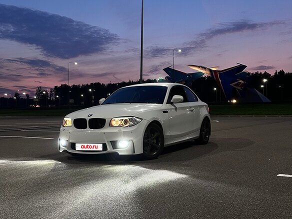 2011 BMW 1 серии 120i I (E82/E88) Рестайлинг 2, белый, 1420000 рублей - вид 17