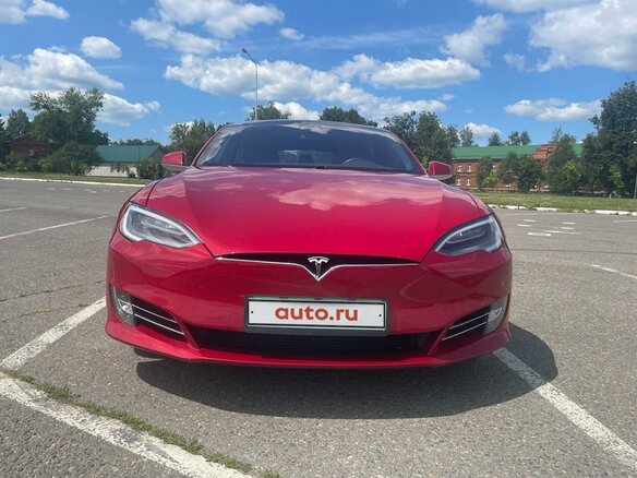 2019 Tesla Model S 100D I Рестайлинг, красный, 4100000 рублей - вид 1
