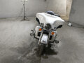 2011 Harley-Davidson Electra Glide, белый, 925000 рублей - вид 2