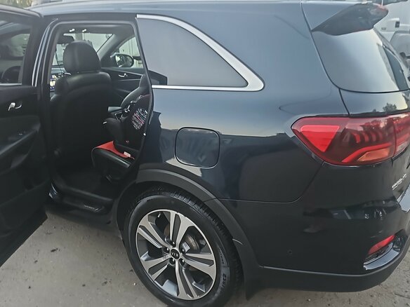 2018 Kia Sorento III Prime Рестайлинг, синий, 3900000 рублей - вид 1