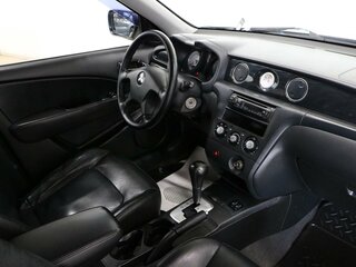 2004 Mitsubishi Outlander I, серебристый, 720000 рублей, вид 4