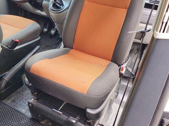 2011 Volkswagen Transporter 4MOTION T5 Рестайлинг, белый, 1650000 рублей - вид 7
