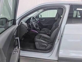2022 Audi Q2 L 35 TFSI I Рестайлинг, серый, 1600000 рублей, вид 4