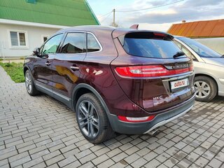2019 Lincoln MKC I Рестайлинг, красный, 2300000 рублей, вид 4