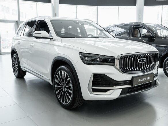 2026 Geely Monjaro I Рестайлинг, белый - вид 8