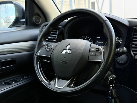 2015 Mitsubishi Outlander III Рестайлинг 2, серый - вид 15