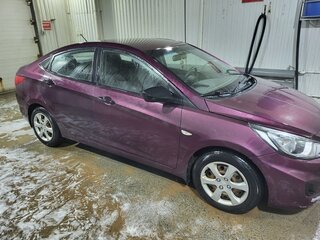2011 Hyundai Solaris I, фиолетовый, 650000 рублей, вид 3