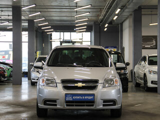 2010 Chevrolet Aveo I Рестайлинг, серебристый, 495000 рублей, вид 2