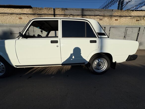 2008 Lada (ВАЗ) 2107, белый, 400000 рублей - вид 12