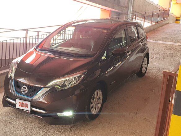 2018 Nissan Note e-Power II Рестайлинг, коричневый, 1515000 рублей - вид 7