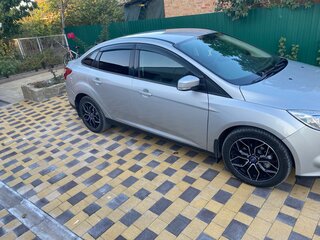 2014 Ford Focus III, серебристый, 1000000 рублей, вид 2