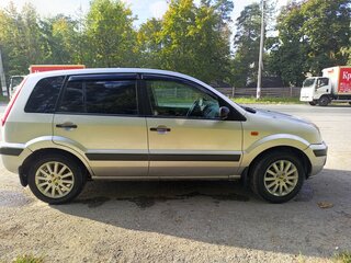 2006 Ford Fusion I Рестайлинг, серебристый, 380000 рублей, вид 4