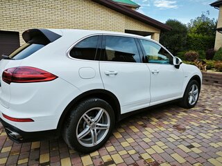 2014 Porsche Cayenne Diesel II Рестайлинг (958), белый, 3300000 рублей, вид 3