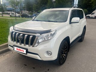 2017 Toyota Land Cruiser Prado 150 Series Рестайлинг 1, белый, 4900000 рублей, вид 1
