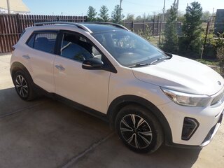 2019 Kia Stonic I, белый, 1790000 рублей, вид 2
