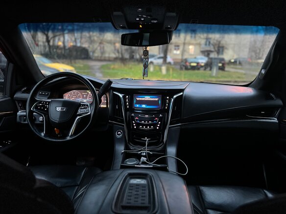 2015 Cadillac Escalade IV, серый, 4050000 рублей - вид 6