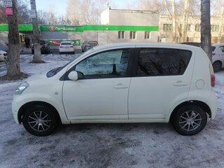 2007 Daihatsu Boon I, белый, 450000 рублей, вид 5