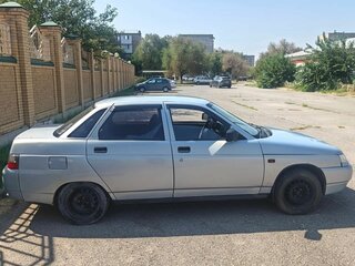 2005 Lada (ВАЗ) 2110, серебристый, 220000 рублей, вид 2