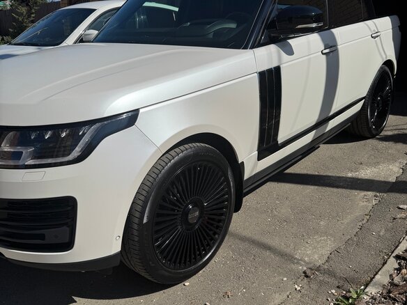 2020 Land Rover Range Rover IV Рестайлинг, чёрный, 11888000 рублей - вид 1