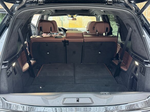2021 BMW X7 30d I (G07), чёрный, 9250000 рублей - вид 11