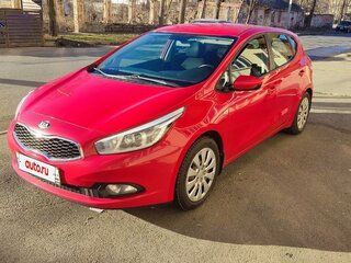 2013 Kia Ceed II, красный, 950000 рублей, вид 1