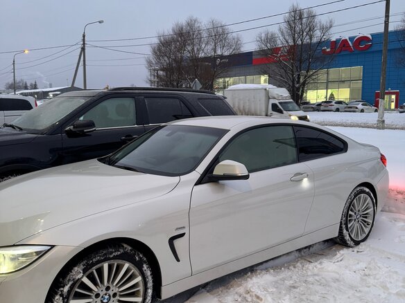 2016 BMW 4 серии 420i xDrive F32/F33/F36, белый, 2500000 рублей - вид 3