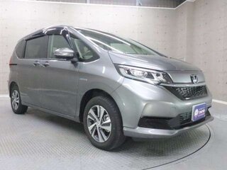 2022 Honda Freed II Рестайлинг, серебристый, 1700000 рублей, вид 1