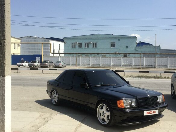 1984 Mercedes-Benz 190 (W201), чёрный, 1100000 рублей - вид 3