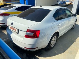 2018 Skoda Octavia III (A7) Рестайлинг, белый, 1150000 рублей, вид 3