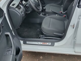 2019 Skoda Rapid I Рестайлинг, белый, 1299000 рублей, вид 4
