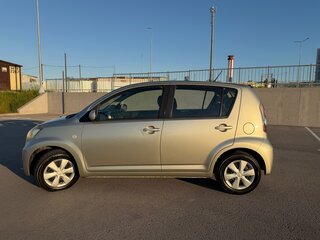 2012 Daihatsu Sirion II (M3) Рестайлинг, бежевый, 750000 рублей, вид 4