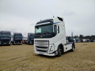 2023 Volvo FH, белый, 13181250 рублей, вид 1