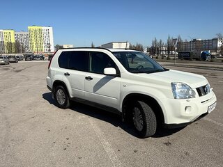 2008 Nissan X-Trail II, белый, 930000 рублей, вид 4