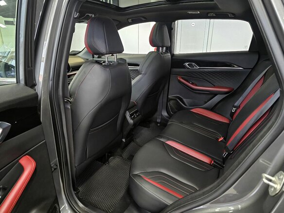 2024 Geely Coolray (Binyue Cool) I Рестайлинг, серый, 2249000 рублей - вид 12