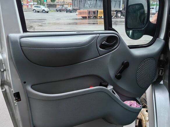 2007 Ford Transit, серебристый, 1150000 рублей - вид 16