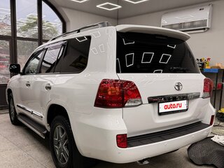 2012 Toyota Land Cruiser 200 Series Рестайлинг 1, белый, 4050000 рублей, вид 2