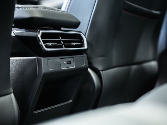 2026 Geely Cityray, серый, 3259990 рублей - вид 23
