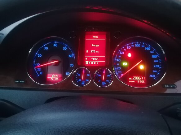2008 Volkswagen Passat B6, белый, 740000 рублей - вид 17