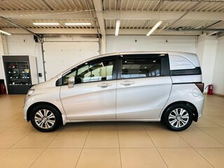 2012 Honda Freed Spike I Рестайлинг, серый, 1079000 рублей, вид 3
